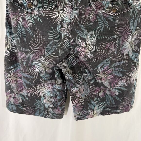 American Eagle Shorts Men's 30 Black Floral Hawaiian Chino Next Level Stretch - Picture 10 of 11